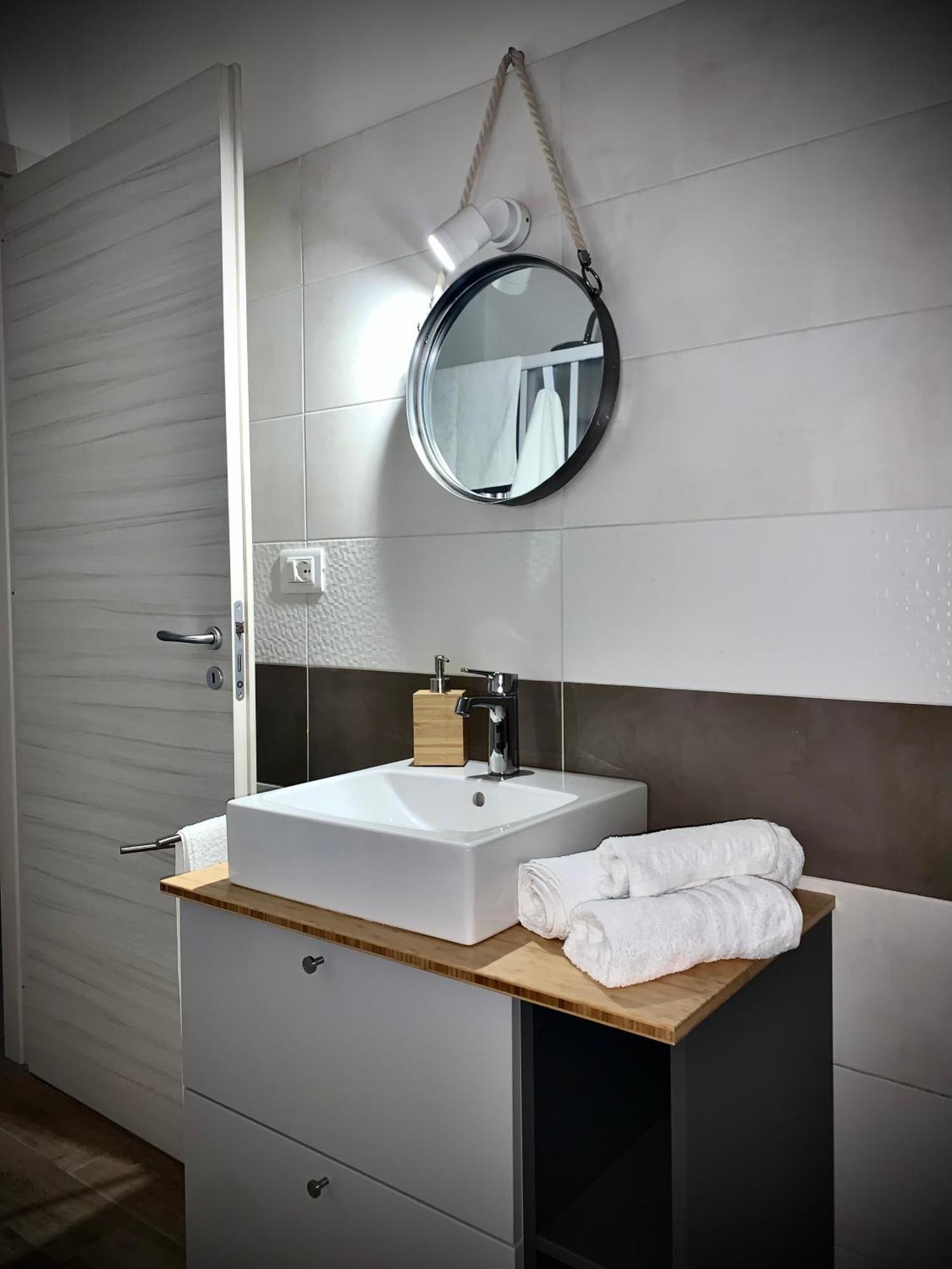 Casa Citro Apartment ซาแลร์โน ภายนอก รูปภาพ